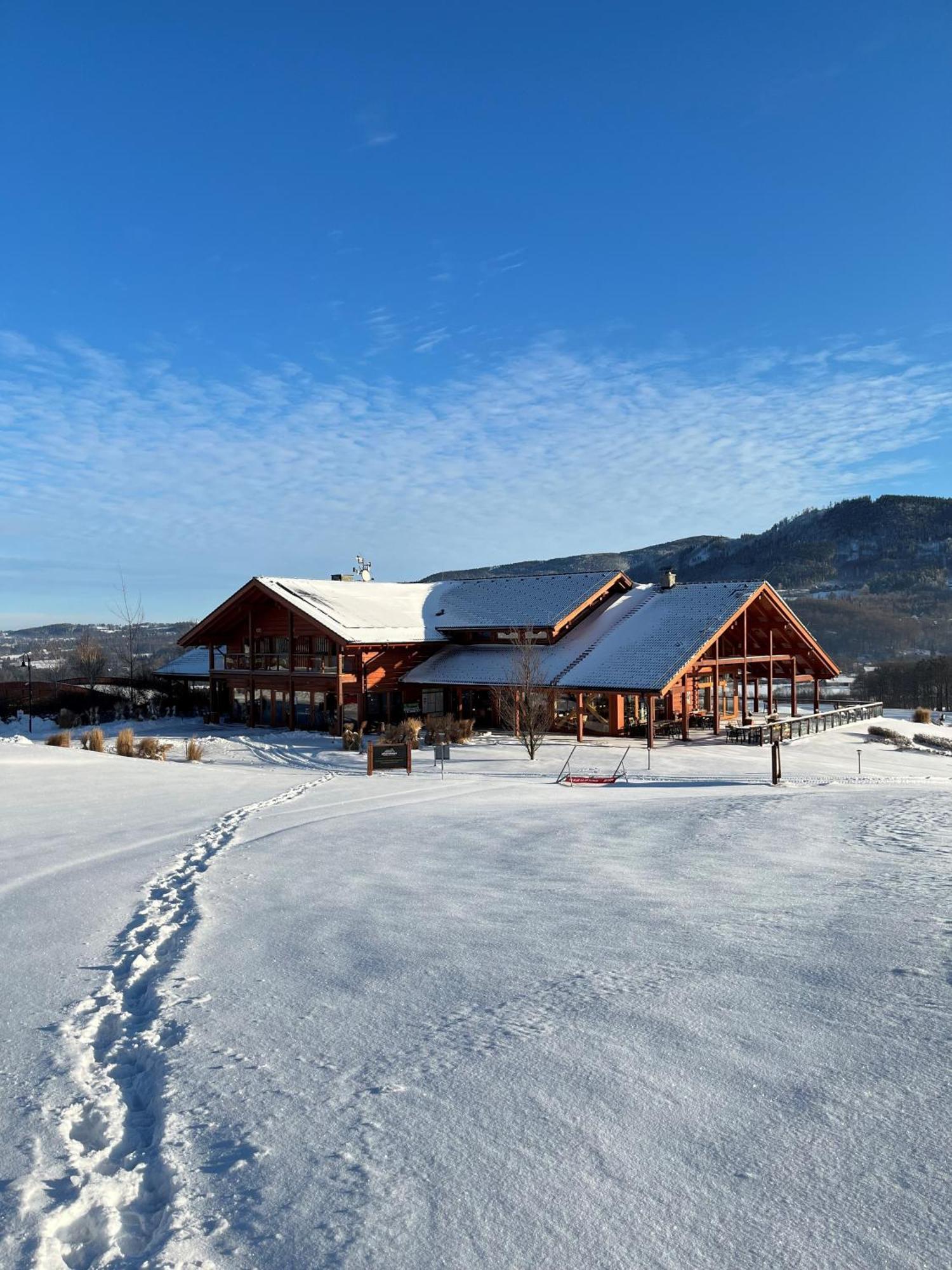 Green Inn Hotel Ostravice Bagian luar foto