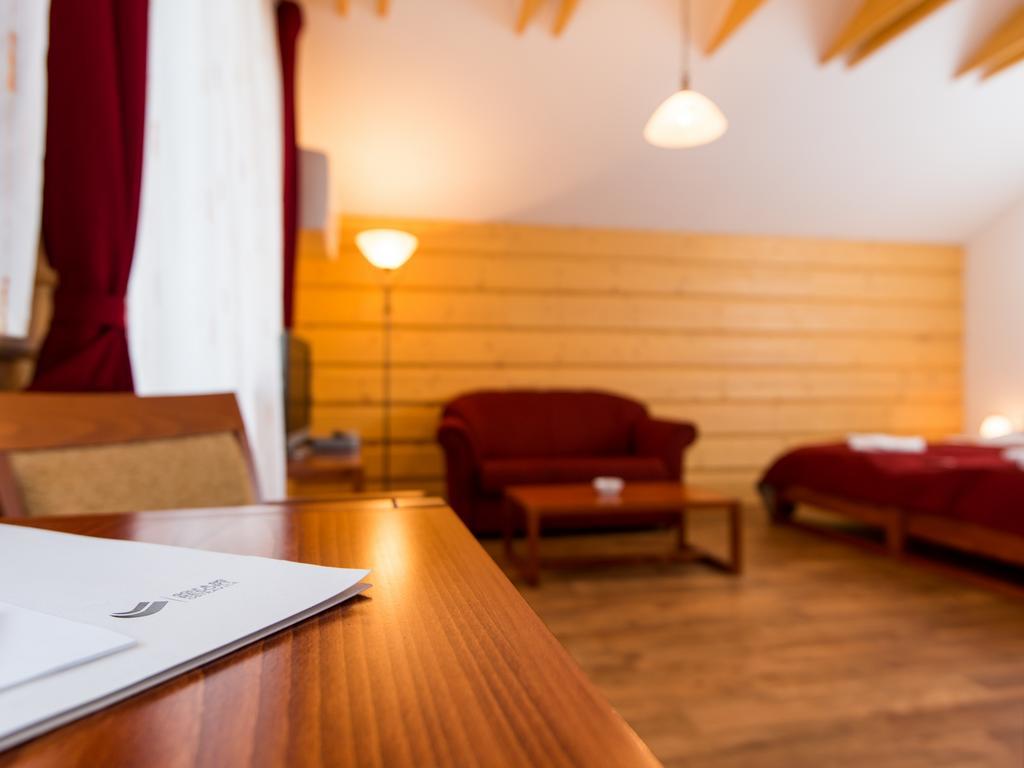 Green Inn Hotel Ostravice Bagian luar foto